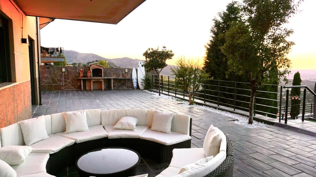 Villa Los Angeles El Espinar Luaran gambar
