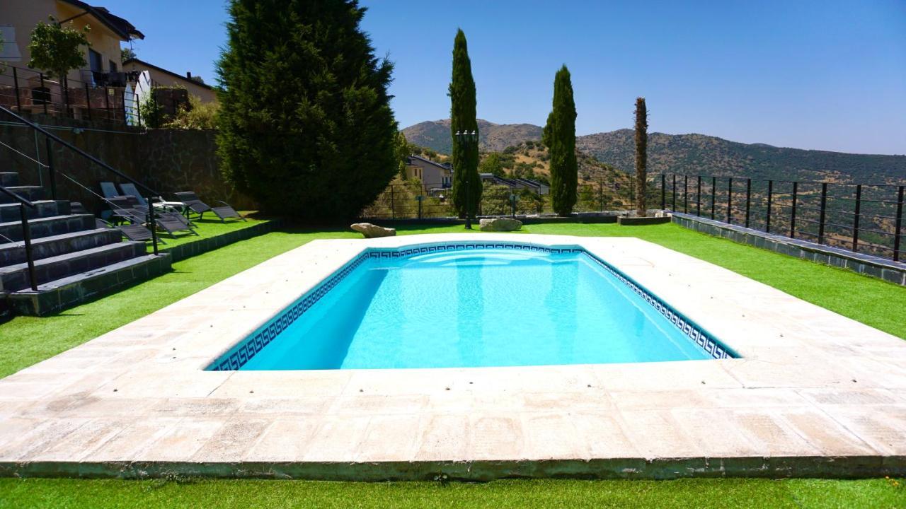 Villa Los Angeles El Espinar Luaran gambar