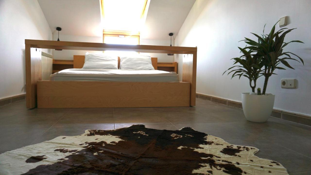 Villa Los Angeles El Espinar Luaran gambar